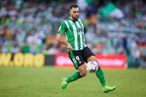 记者：贝蒂斯前锋伊格莱西亚斯将加盟塞尔塔，已开始交换文件