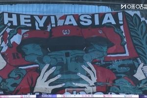 队史亚冠首秀！蓉城主场亮出多幅TIFO，融入三星堆、球队历史元素