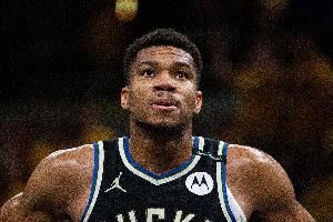 终于得到你！字母哥保险问题解决 20号国家队首秀战拉脱维亚！