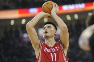 本-戈登：初见姚明只觉他太高大了 以为他体内有外星人在控制